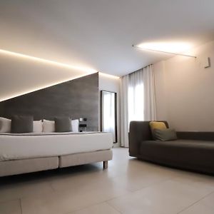 Suite Estándar con Cama King